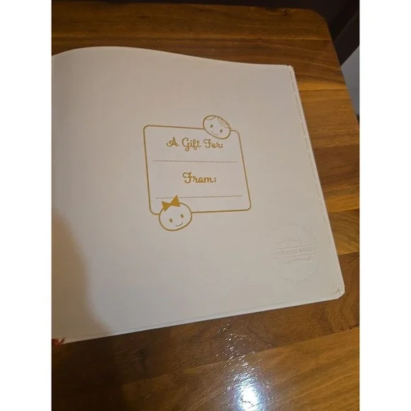 An Itty Bittys Storybook - Krypto's Around The World Chase Book Only - Picture 7 of 8